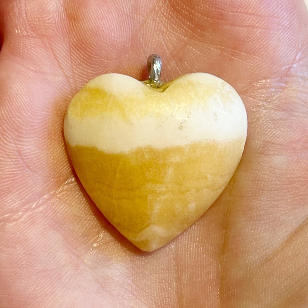 Heart Shaped Yellow Calcite Gemstone Pendant Healing Crystal Stone Rock Marble